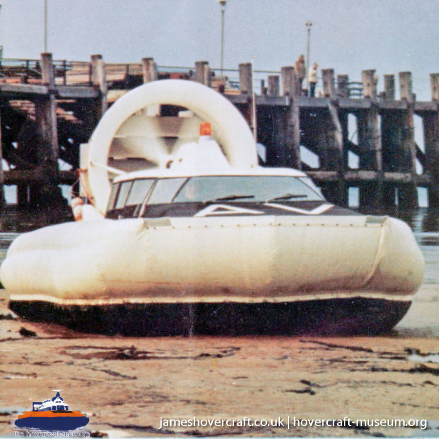 Unknown hovercraft -  (credit: The <a href='http://www.hovercraft-museum.org/' target='_blank'>Hovercraft Museum Trust</a>).